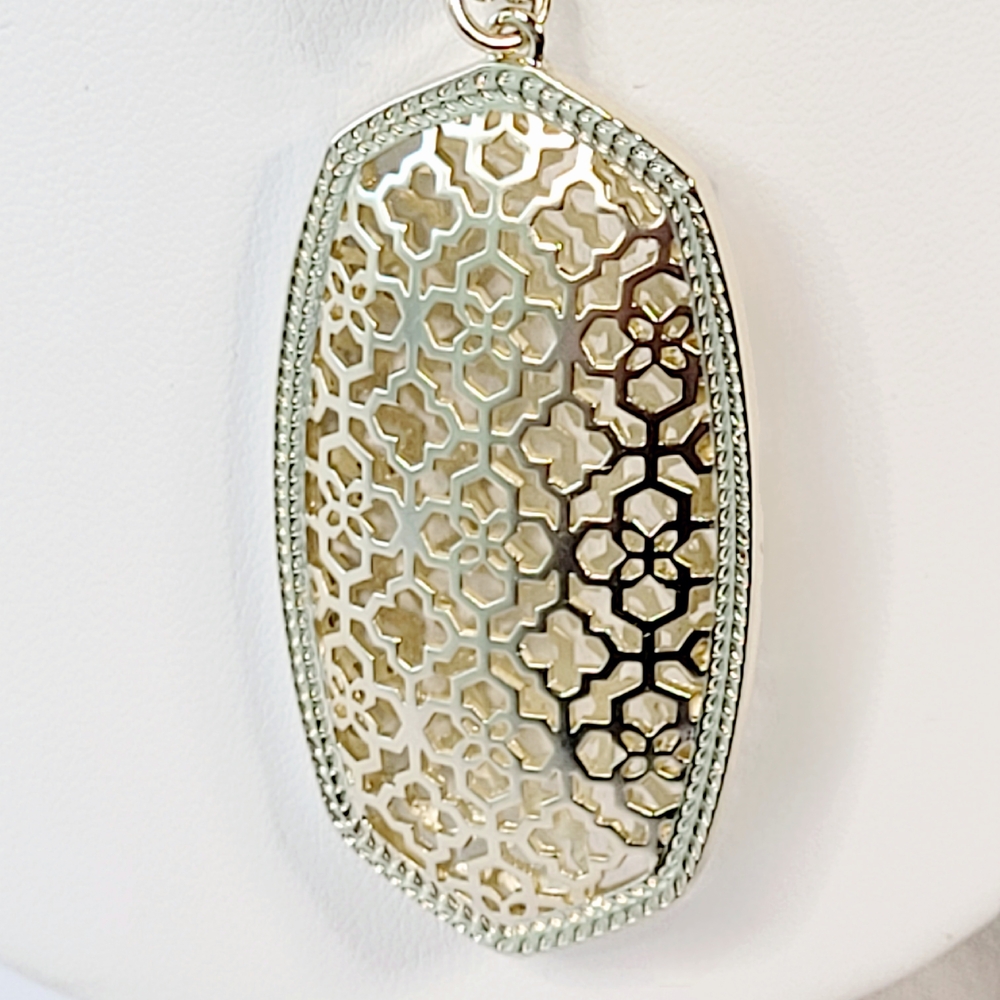 Kendra Scott Silver Filigree Pendant Necklace - Picture 8 of 11